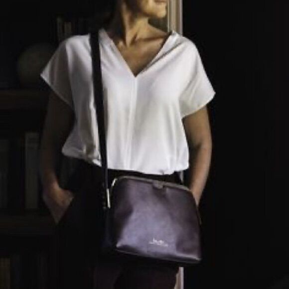 India Hicks Maddison May Crossbody Bag - Picture 2 of 3